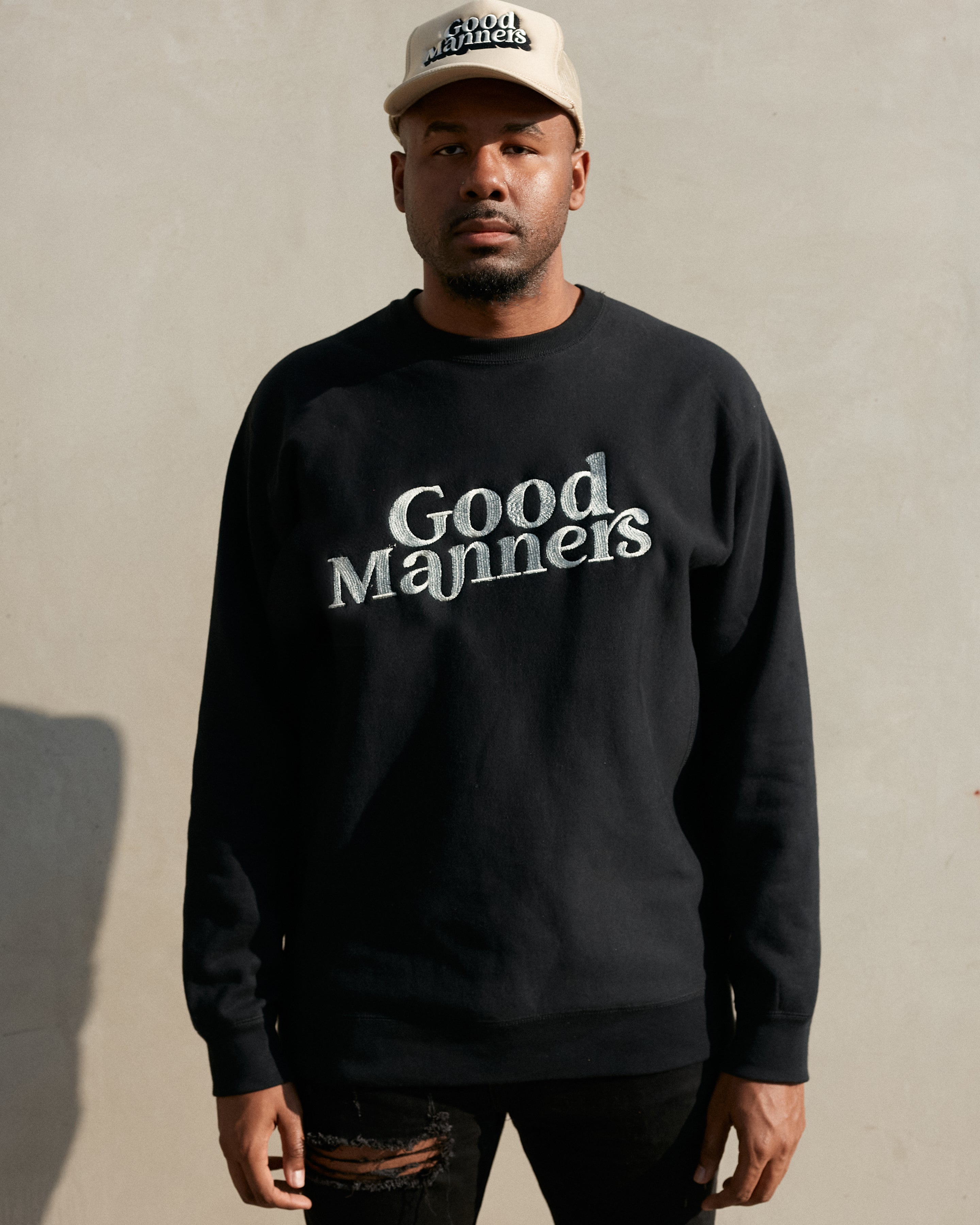 Good human outlet crewneck